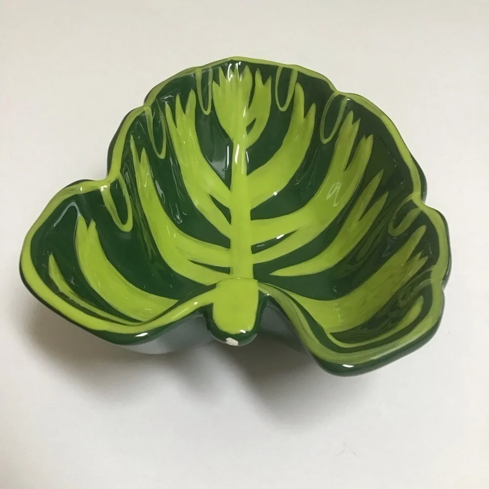 Tropical Leaf Serving Bowl Floral Spreader Green Ceramic Dip Fruit Hawaii Luau